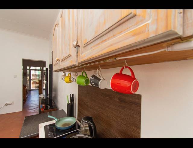2 BEDROOM FREEHOLD TO LET IN OBSERVATORY